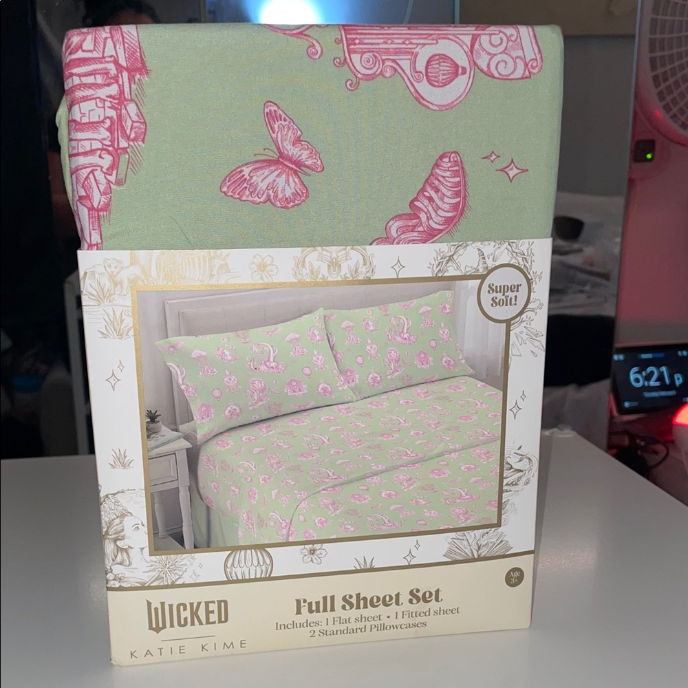 Wicked by Katie Kime Full Sheet Set New In Package